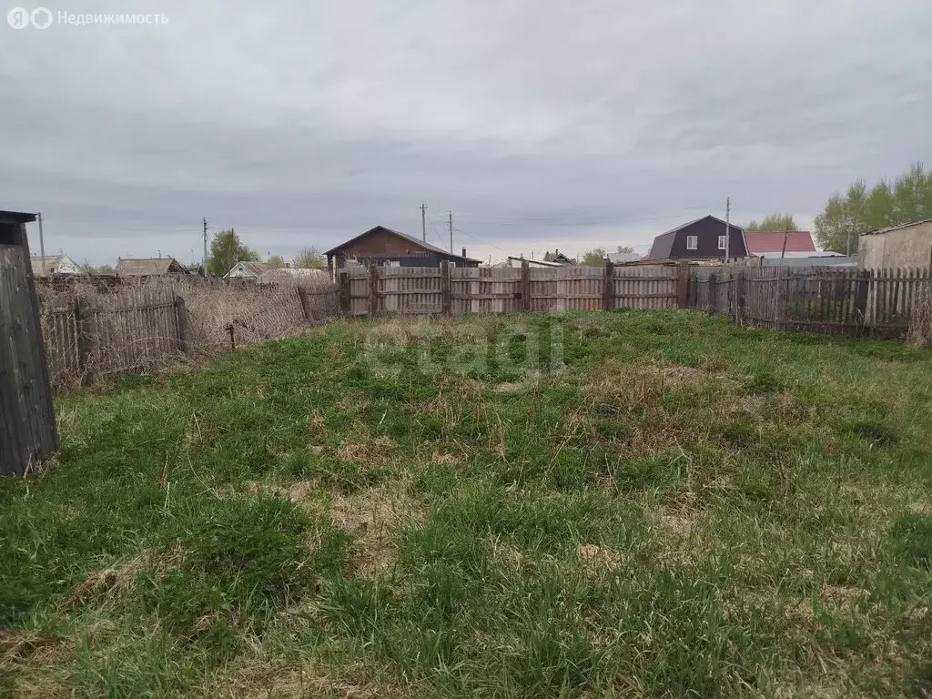 Дом в село Уйское, улица Пушкина (30 м) - Фото 1