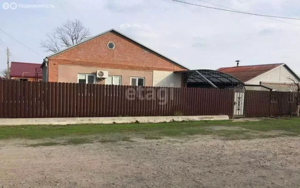 Дом в Кагальницкий район, село Новобатайск (64.9 м) - Фото 1