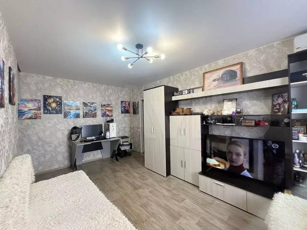 3-к. квартира, 55 м, 5/5 эт. - Фото 1