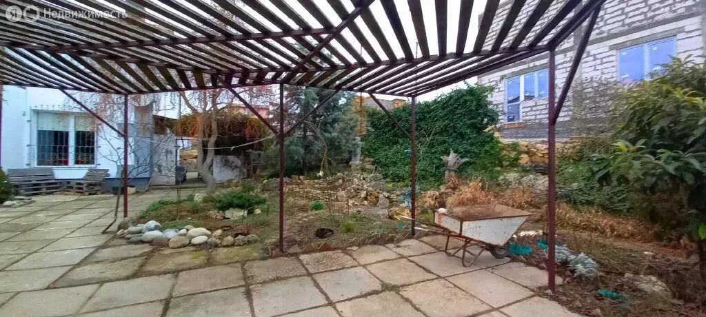 Дом в Севастополь, садоводческое товарищество Дружный, 2 (196 м) - Фото 0