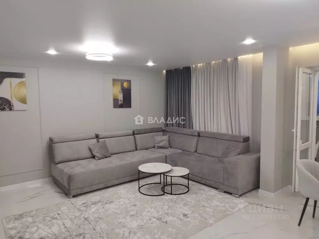 2-к кв. Владимирская область, Владимир просп. Строителей, 9А (70.0 м) - Фото 2