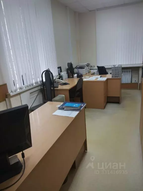 Офис в Тульская область, Алексин Октябрьская ул., 1 (15 м) - Фото 1