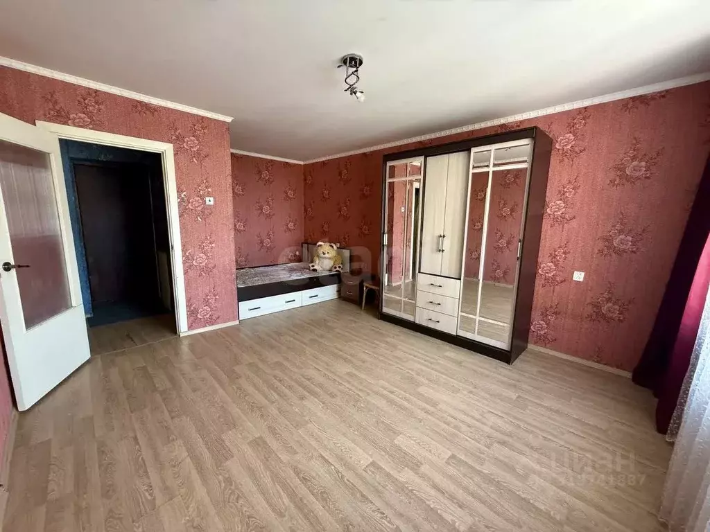 1-к кв. Белгородская область, Старый Оскол Южный мкр, 10 (36.7 м) - Фото 0