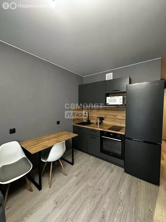 Квартира-студия: село Первомайский, улица Оружейников, 1/6 (23.1 м) - Фото 1