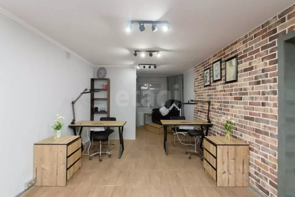 Помещение свободного назначения в Тюменская область, Тюмень Широтная ... - Фото 1