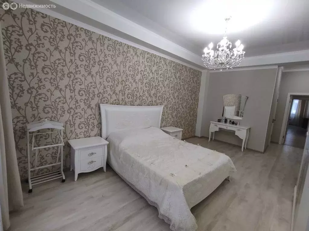 3-комнатная квартира: Ессентуки, Октябрьская улица, 337 (122 м) - Фото 0