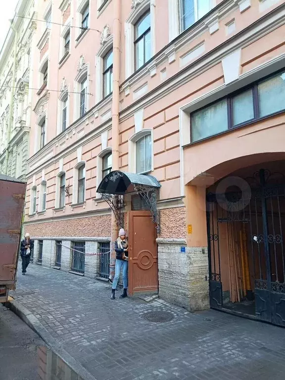 7-к. квартира, 227,9 м, 2/6 эт. - Фото 1
