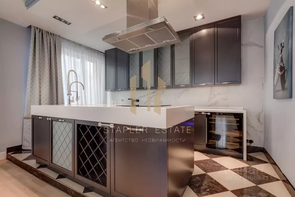 3-к кв. Москва Страстной бул., 10к1 (134.6 м) - Фото 2