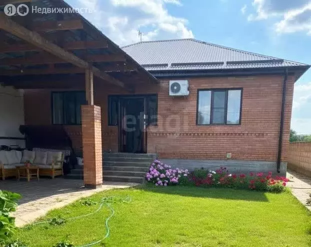 Дом в Назрань, улица 03-я Линия (110 м) - Фото 1