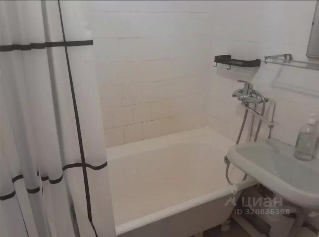 1-к кв. Татарстан, Казань просп. Победы, 56 (35.0 м) - Фото 1