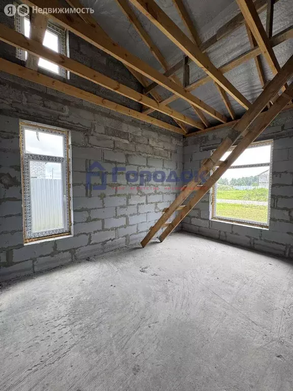 Дом в Свердловская область, Каменский муниципальный округ, посёлок ... - Фото 2