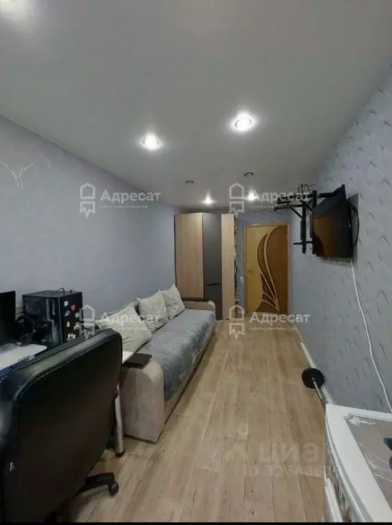 3-к кв. Волгоградская область, Волгоград ул. Маршала Еременко, 88 ... - Фото 1