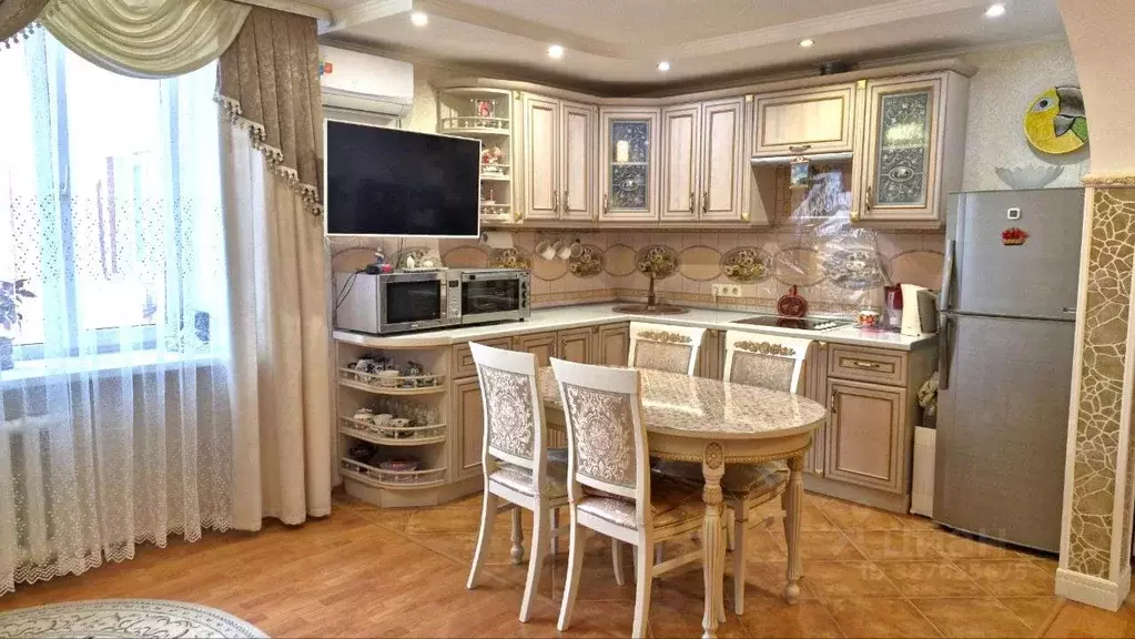 2-к кв. Московская область, Подольск Климовск мкр, ул. Советская, 10 ... - Фото 1