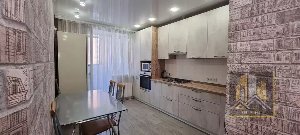 2-к кв. Татарстан, Казань ул. 1-я Азинская, 41 (50.0 м) - Фото 1