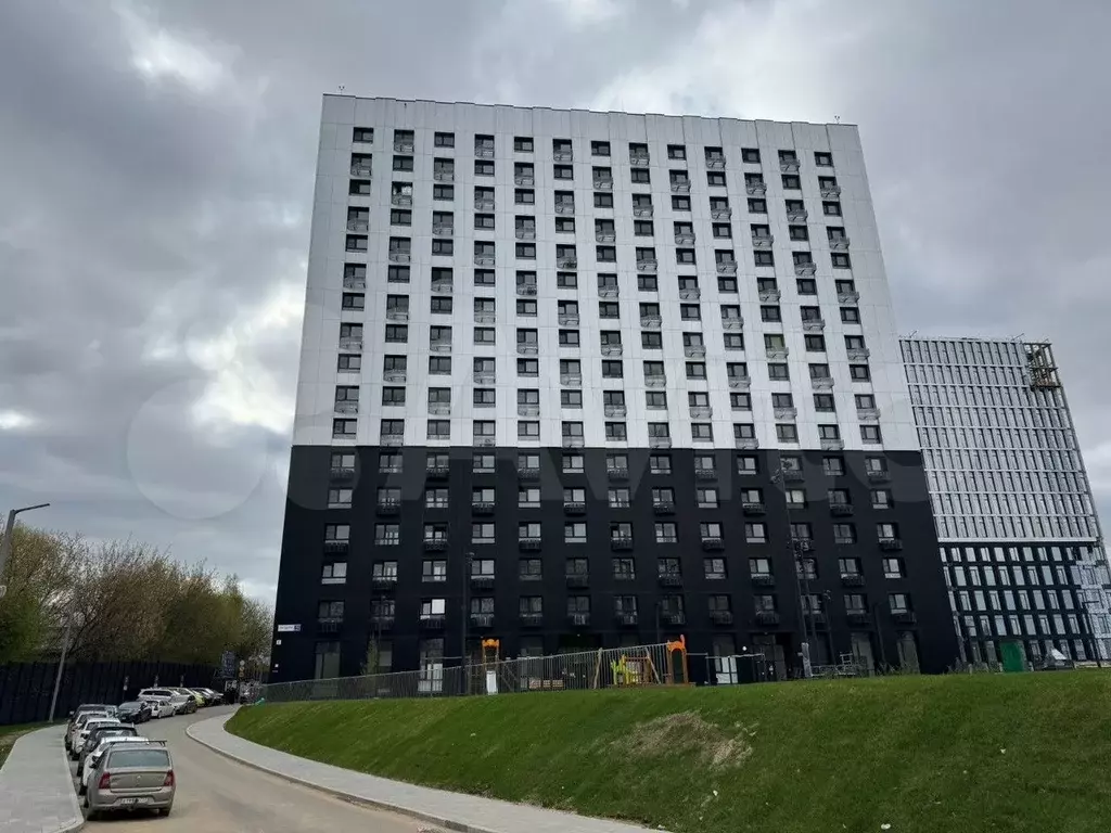 Аукцион: 2-к. квартира, 59,8 м, 2/17 эт. - Фото 1