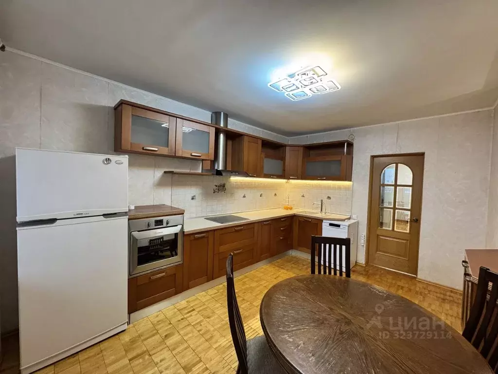 3-к кв. Свердловская область, Екатеринбург ул. Куйбышева, 80к2 (114.0 ... - Фото 2