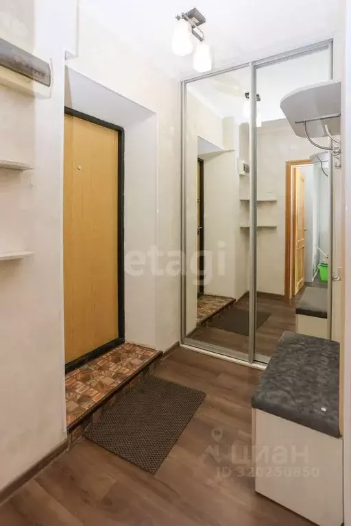 1-к кв. Хабаровский край, Хабаровск Связная ул., 4Б (32.6 м) - Фото 1