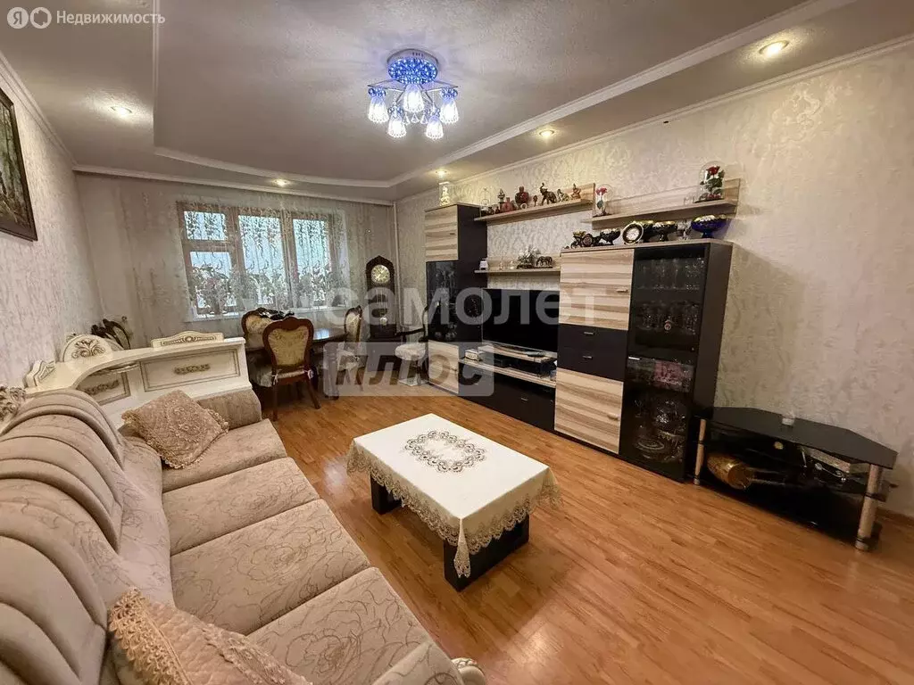 3-комнатная квартира: Киров, улица Свободы, 163к1 (95 м) - Фото 1