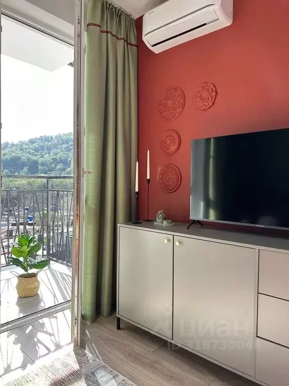 2-к кв. Краснодарский край, Сочи ул. Искры, 66/9к2 (36.0 м) - Фото 0