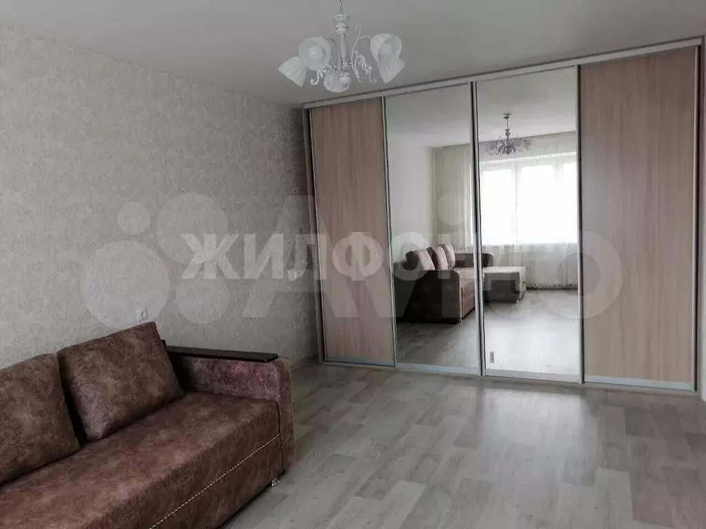 1-к. квартира, 39 м, 8/18 эт. - Фото 1