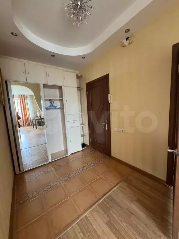 3-к. квартира, 100 м, 9/10 эт. - Фото 1