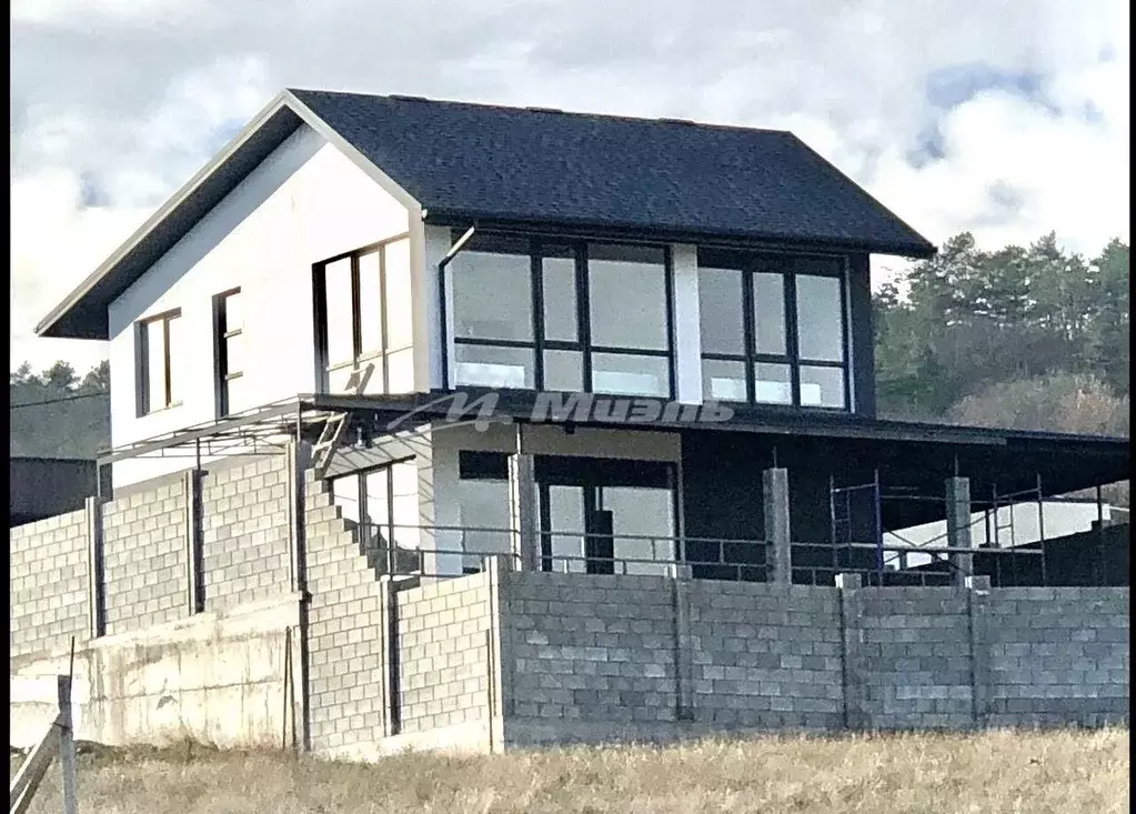 Дом в Крым, Симферопольский район уч2 (170 м) - Фото 1