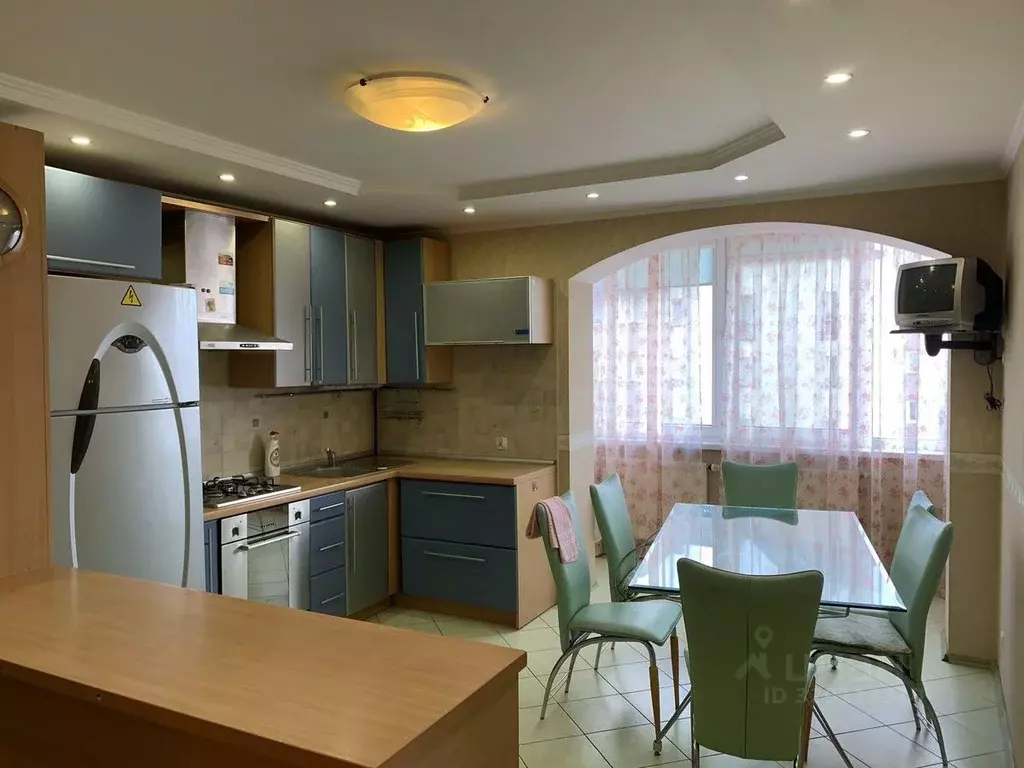 3-к кв. Калининградская область, Калининград Зеленая ул., 81 (95.0 м) - Фото 1