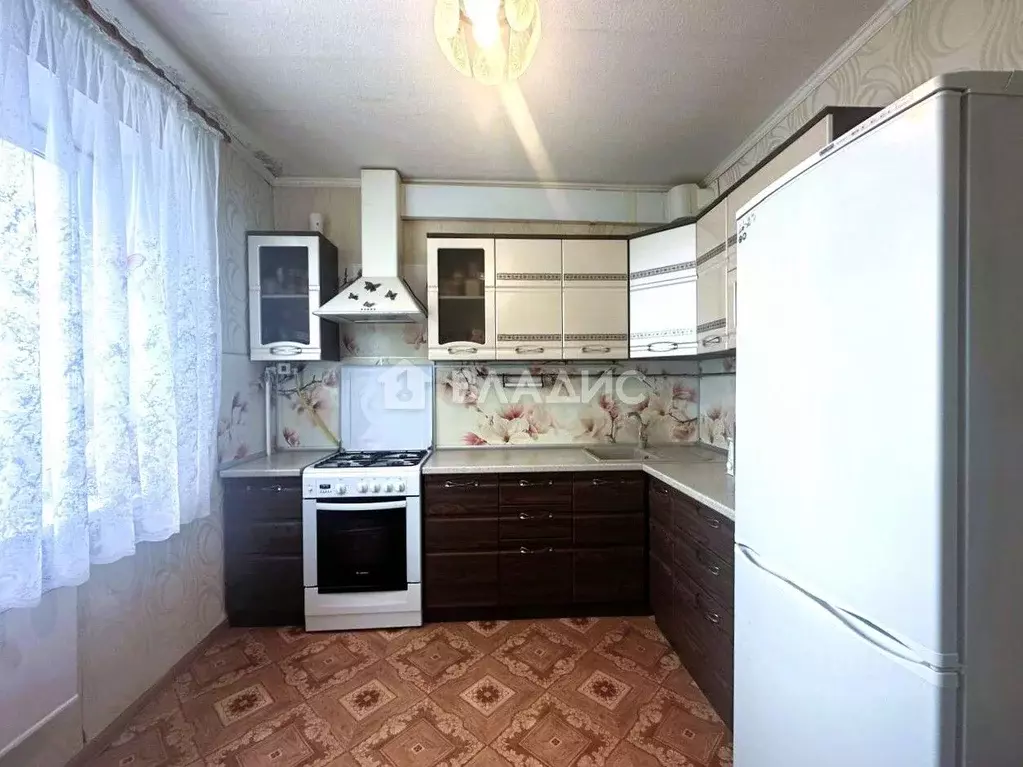 3-к кв. Калужская область, Калуга Аэропортовская ул., 13 (68.3 м) - Фото 2