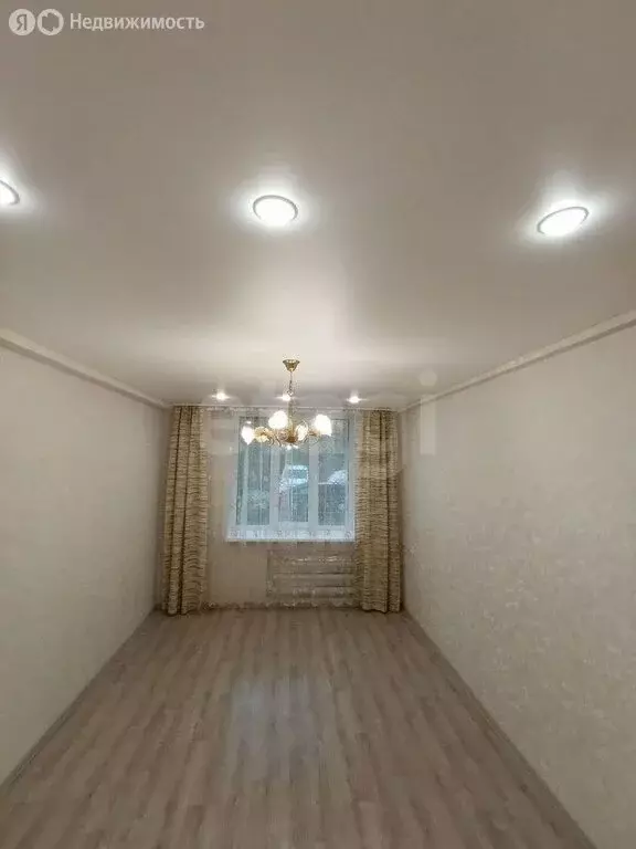 1-комнатная квартира: Златоуст, улица 30 лет ВЛКСМ, 3 (27 м) - Фото 0