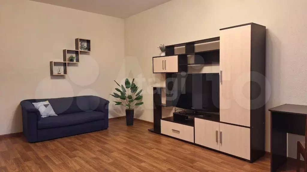 1-к. квартира, 40 м, 3/9 эт. - Фото 1