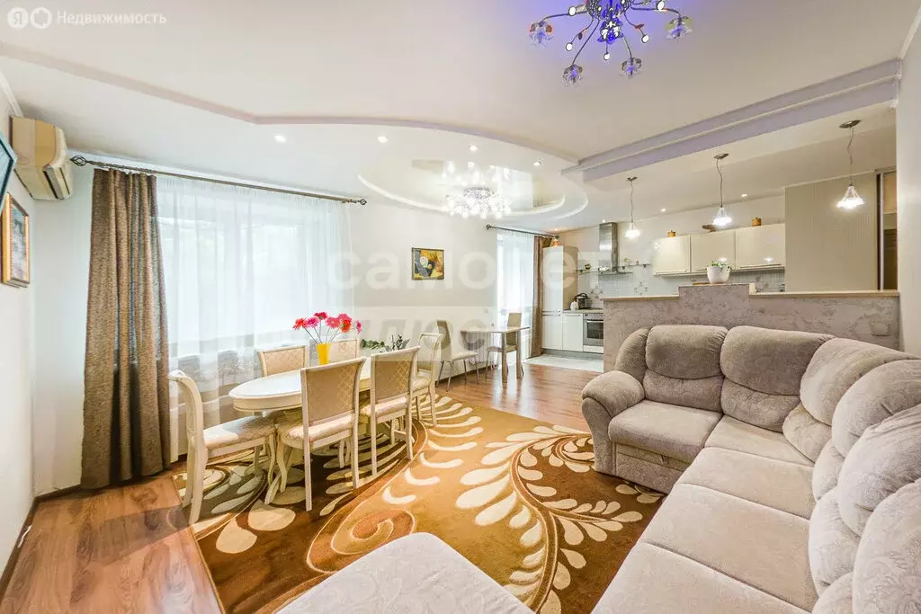 1-комнатная квартира: Екатеринбург, улица Степана Разина, 39 (66.3 м) - Фото 1
