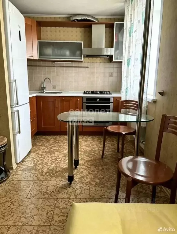 3-к кв. Омская область, Омск Кемеровская ул., 20 (59.7 м) - Фото 1