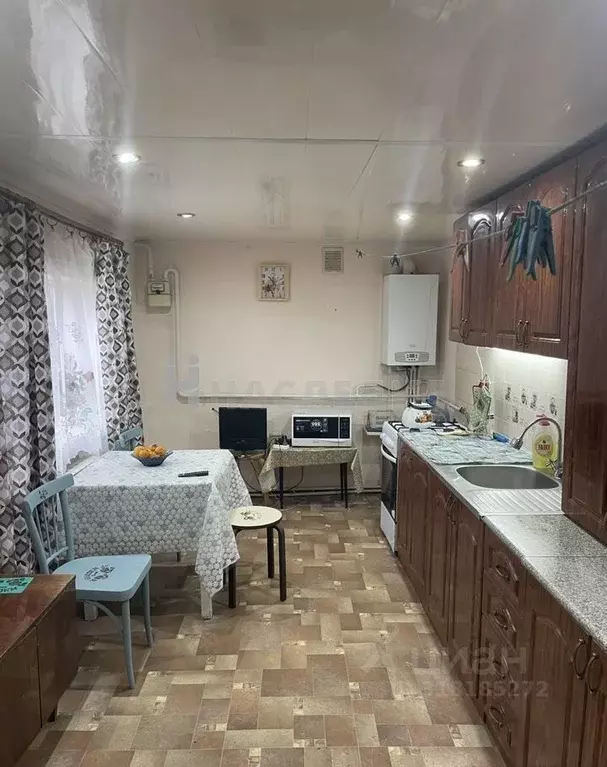 Дом в Ростовская область, Каменск-Шахтинский Лиховской мкр, Вокзальная ... - Фото 0