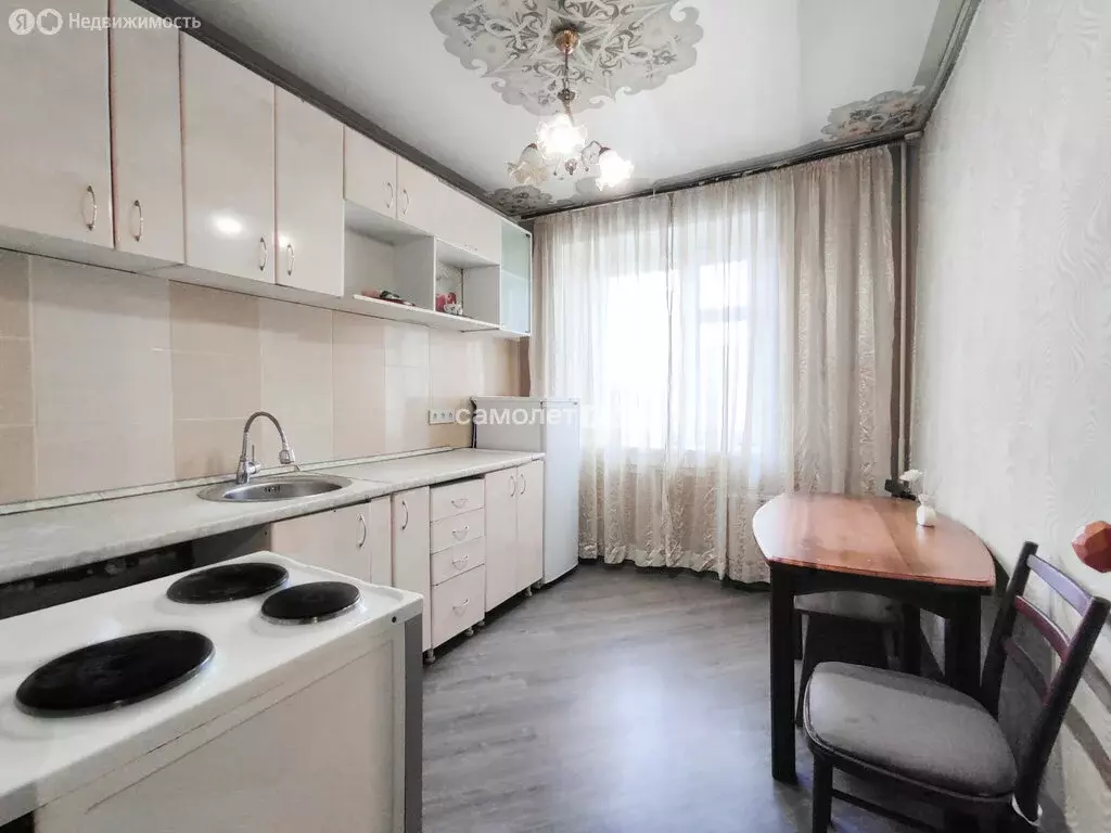 4-комнатная квартира: Новосибирск, улица Молодости, 44 (74.8 м) - Фото 1