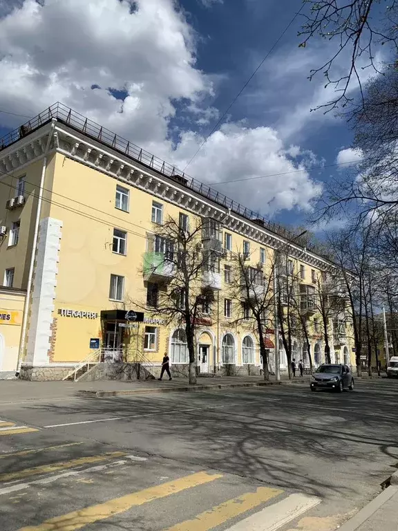 Комната 19 м в 4-к., 2/4 эт. - Фото 1