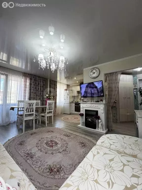 1-комнатная квартира: Котлас, улица Маяковского, 35А (50.7 м) - Фото 1