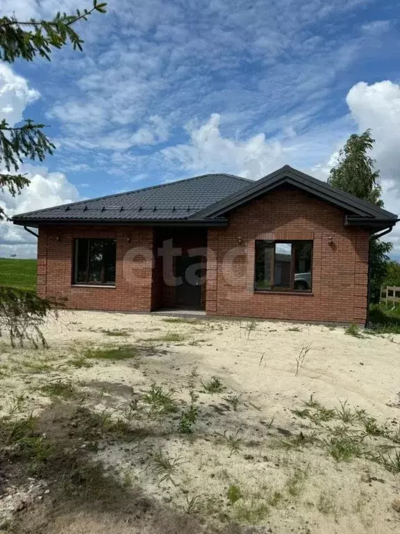 Дом в Брянская область, Брянск Сургутский пер. (105 м) - Фото 1