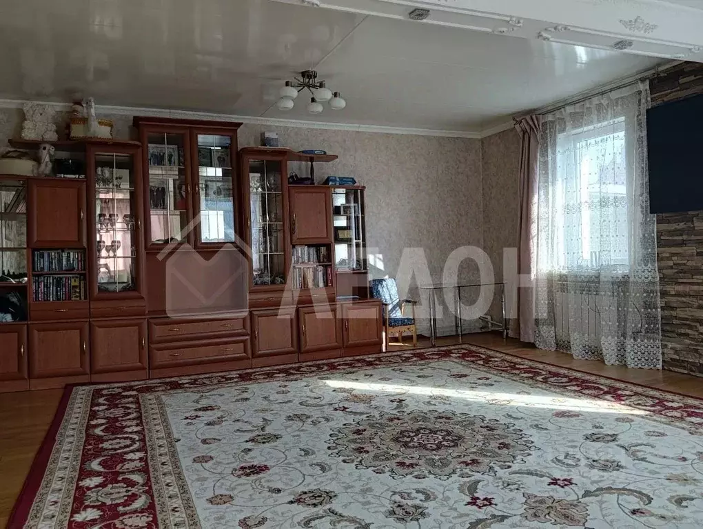 Дом в Омская область, Омск Семипалатинская ул., 39 (188 м) - Фото 1