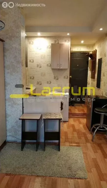 Квартира-студия: Красноярск, Комсомольский проспект, 4 (18 м) - Фото 0