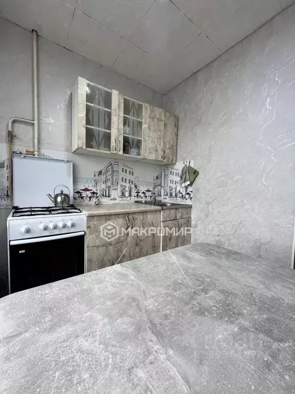 1-к кв. Челябинская область, Челябинск ул. Дзержинского, 83 (30.2 м) - Фото 1