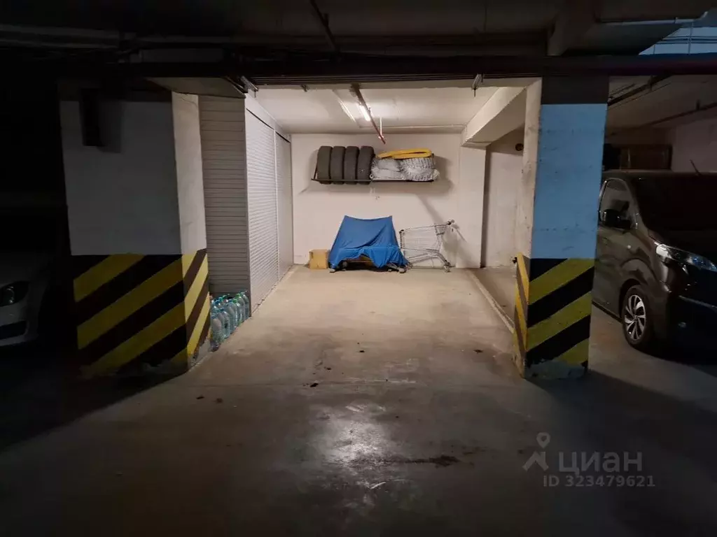 Гараж в Московская область, Красногорск городской округ, д. Глухово ... - Фото 1