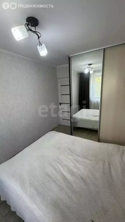 3-комнатная квартира: Новоалтайск, 8-й микрорайон, 6 (65 м) - Фото 2