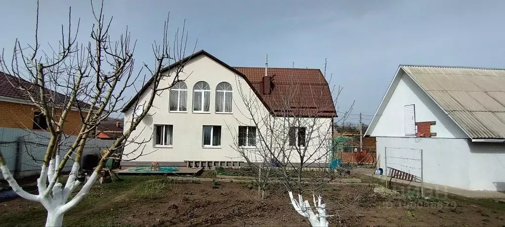 Дом в Белгородская область, Короча ул. Ленина (225 м) - Фото 1