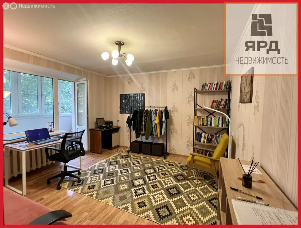 3-комнатная квартира: Таганрог, улица Бабушкина, 54В (61.4 м) - Фото 0