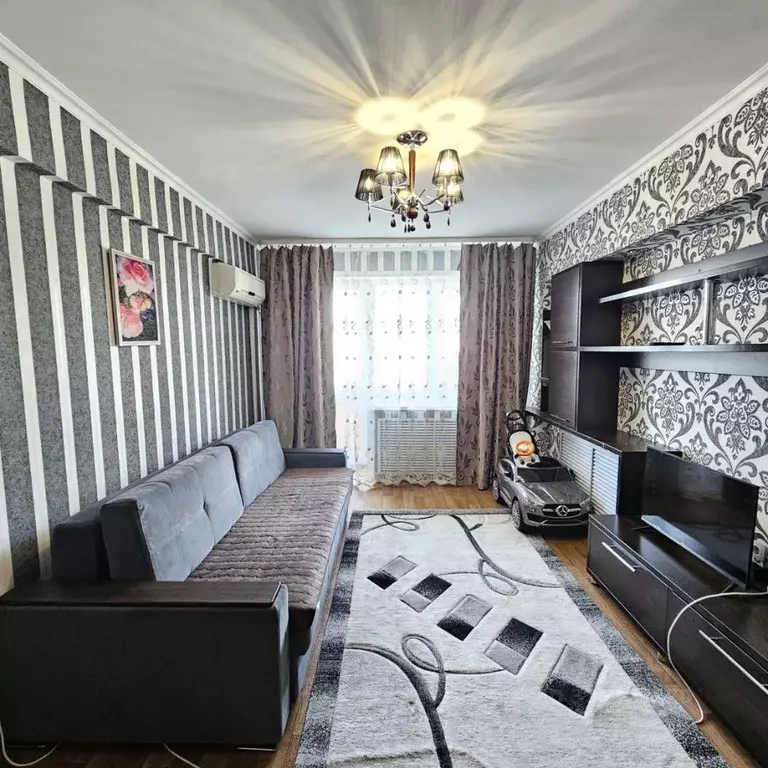 2-к кв. Брянская область, Брянск ул. Ромашина, 38 (49.4 м) - Фото 1