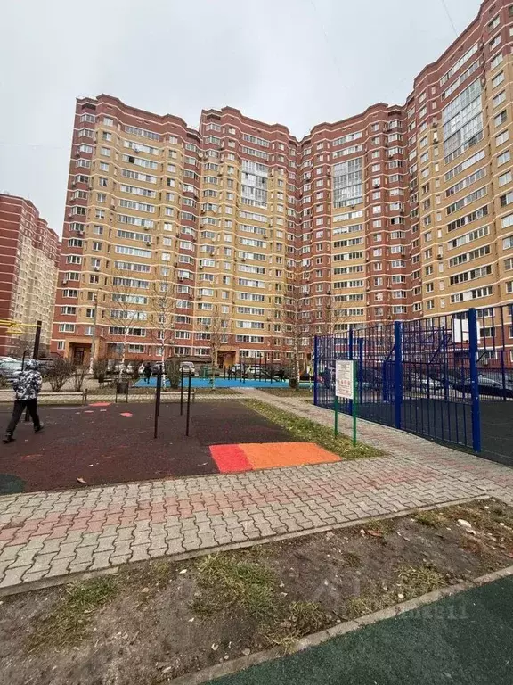 1-к кв. Москва, Москва, Московский г. 3-й мкр, 18 (41.8 м) - Фото 0