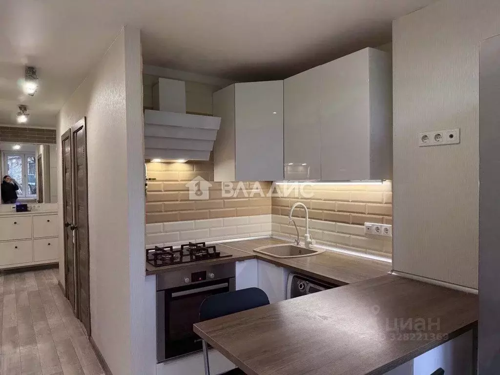 2-к кв. Москва ул. Сальвадора Альенде, 4К2 (48.7 м) - Фото 1