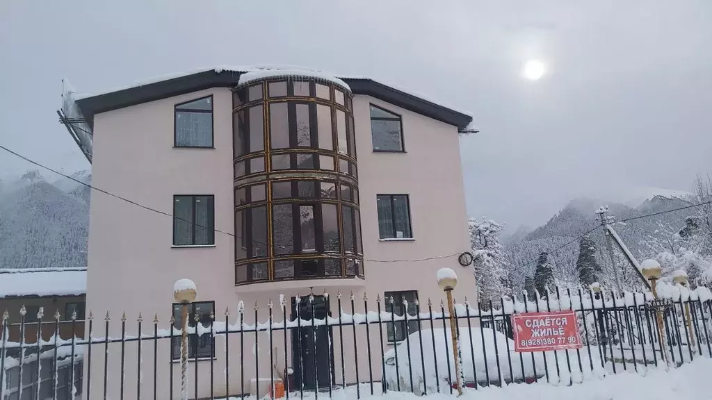 Комната Карачаево-Черкесия, Зеленчукский район, с. Архыз ул. Алиева, ... - Фото 0