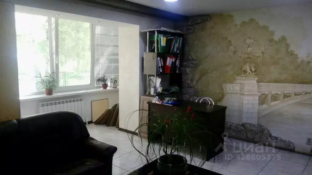 Офис в Татарстан, Альметьевск ул. 8 Марта, 17 (90 м) - Фото 1