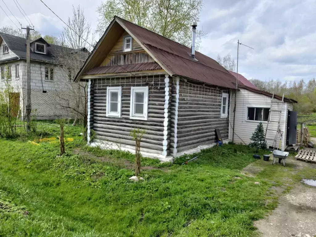 Дом в Новгородская область, Батецкий муниципальный округ, д. Любуницы  ... - Фото 1